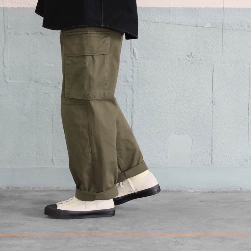 LOWTRAINER NATURALBLACK_6