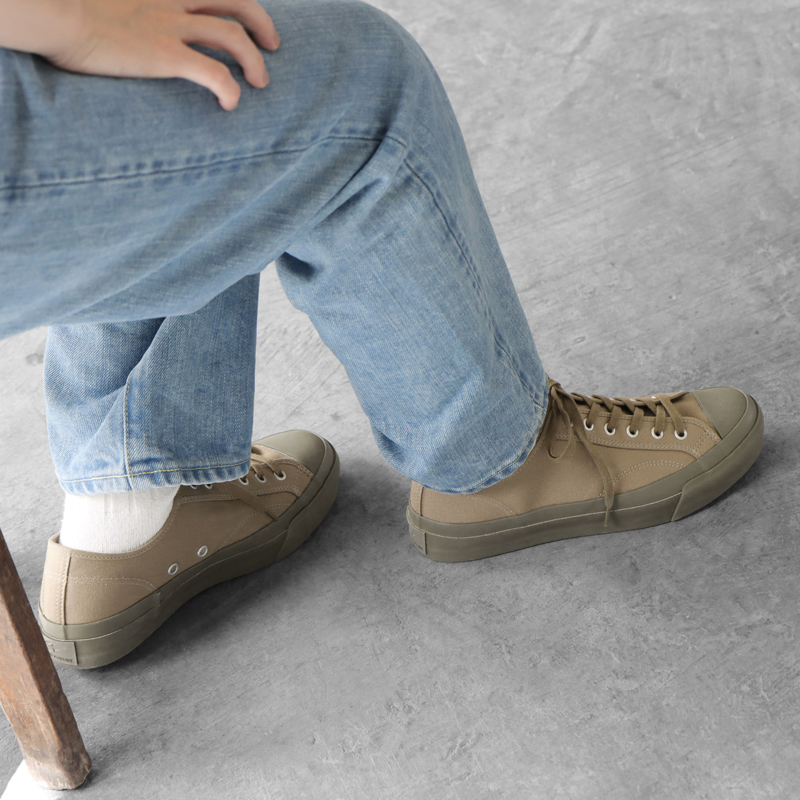LOWTRAINER KHAKI_7