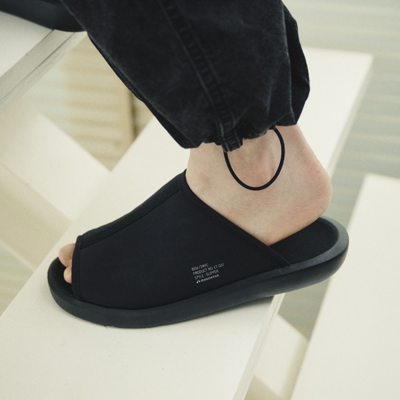 ET037 SWIC BLACK_6
